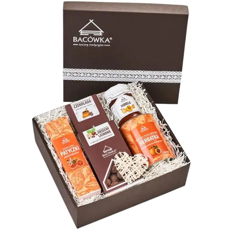 Zestaw prezentowy z herbata , orzechami - Geschenkset Bacowka